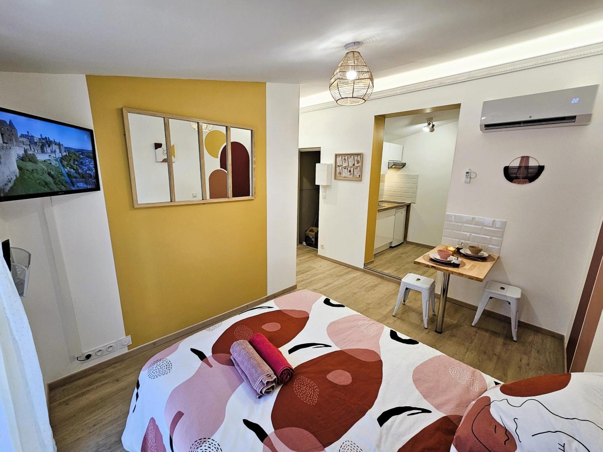 Tout Confort ! Centre-Ville, Climatisation, Parking, Wifi, Calme, Tv Carcassonne Exteriör bild